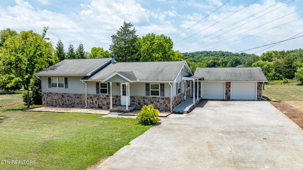 Photo of 118 Valley Court, Friendsville, TN 37737 (MLS # 1229133)