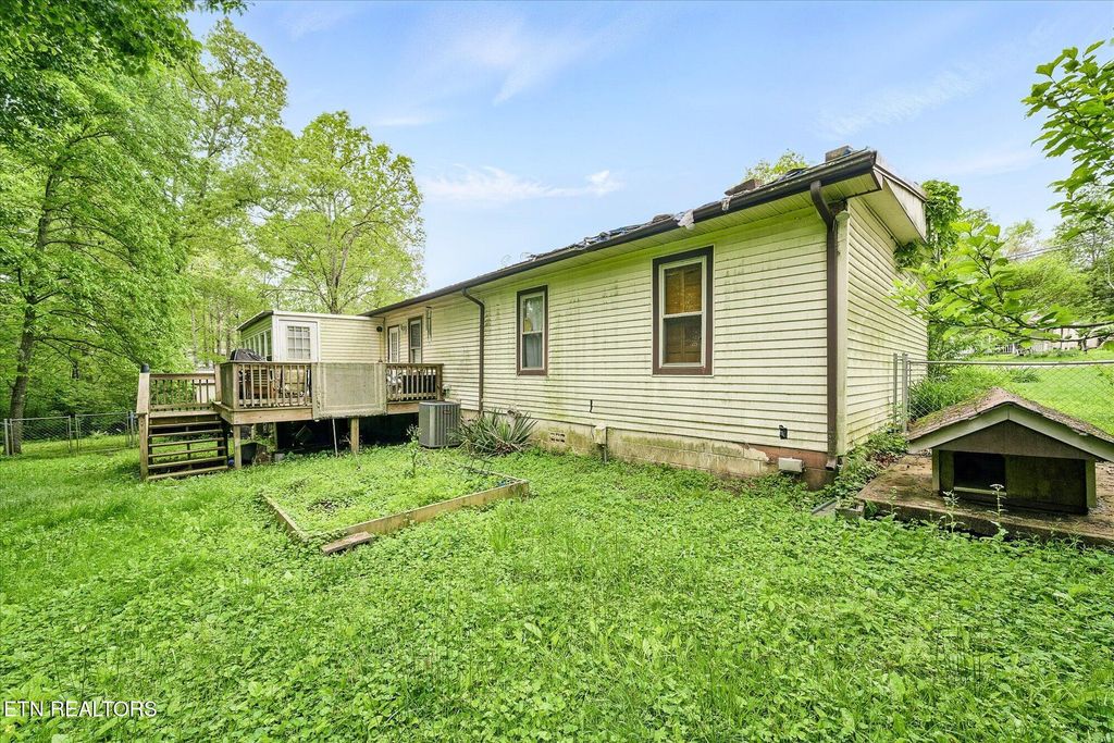 Photo of 2020 Leisure Lane, Crossville, TN 38572 (MLS # 1300896)