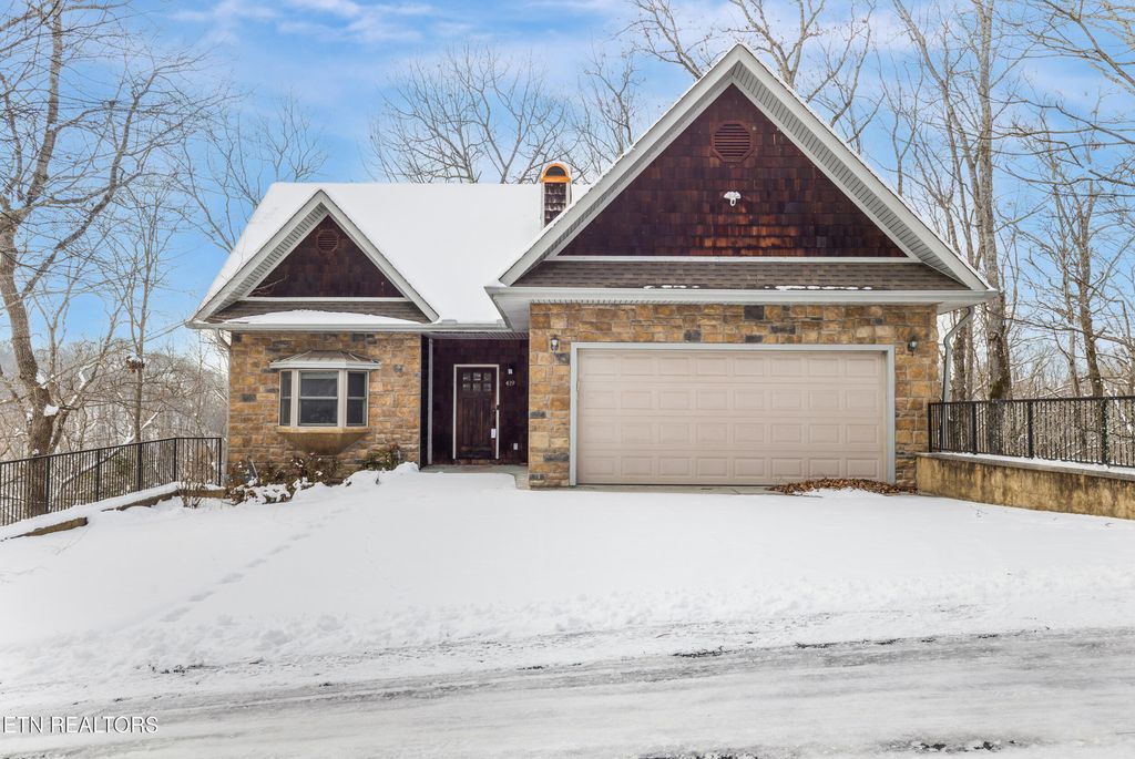 Photo of 419 Maggie Mack Lane, Sevierville, TN 37862 (MLS # 1328689)