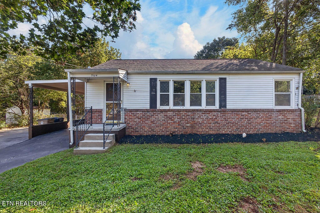 Photo of 3104 Luwana Lane, Knoxville, TN 37917 (MLS # 1354176)
