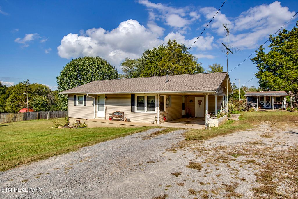 Photo of 118 Cedar Circle, Decatur, TN 37322 (MLS # 1318701)