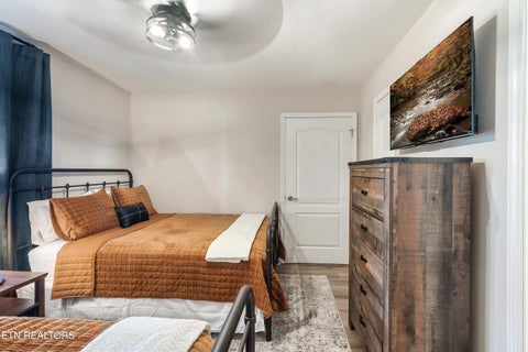 Tiny photo for 124 Plaza Drive #UNIT 3704, Pigeon Forge, TN 37863 (MLS # 1353878)