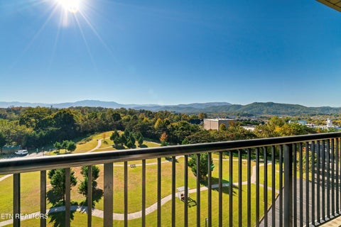 Tiny photo for 124 Plaza Drive #UNIT 3704, Pigeon Forge, TN 37863 (MLS # 1353878)