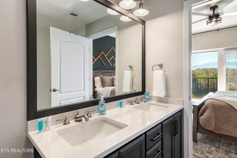 Tiny photo for 124 Plaza Drive #UNIT 3704, Pigeon Forge, TN 37863 (MLS # 1353878)