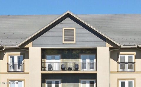 Tiny photo for 124 Plaza Drive #UNIT 3704, Pigeon Forge, TN 37863 (MLS # 1353878)