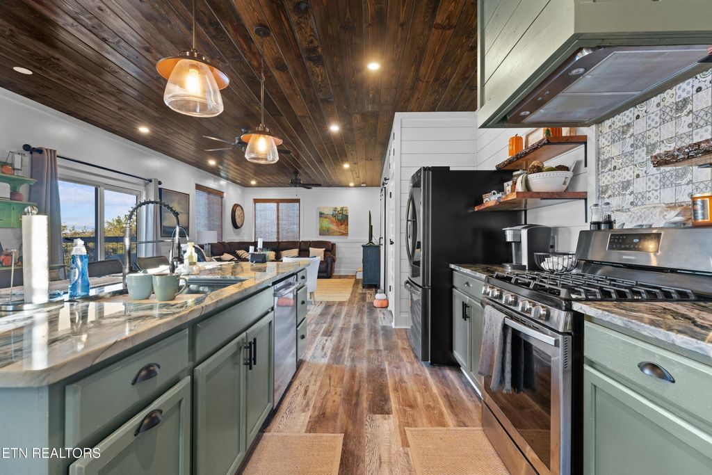 Photo of 1905 Variety Way Way, Dandridge, TN 37725 (MLS # 1283068)