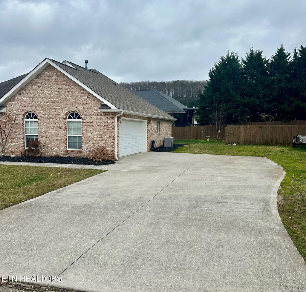Photo of 6203 Christian Springs Drive, Corryton, TN 37721 (MLS # 1286825)