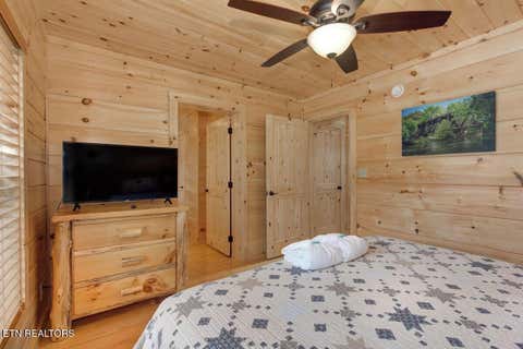 Tiny photo for 820 Crest View Drive, Gatlinburg, TN 37738 (MLS # 1349417)