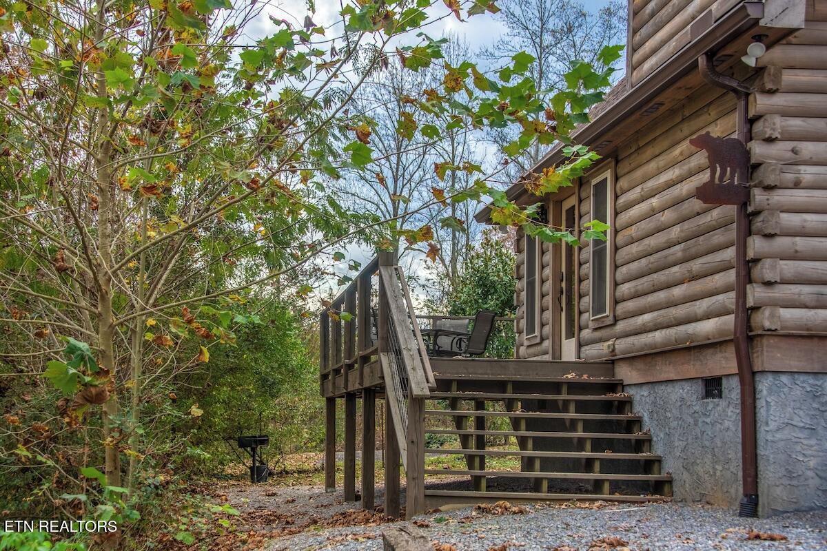 820 Crest View Drive