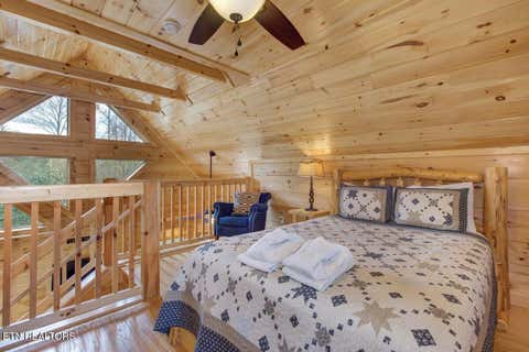 Tiny photo for 820 Crest View Drive, Gatlinburg, TN 37738 (MLS # 1349417)