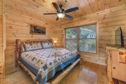 Tiny photo for 820 Crest View Drive, Gatlinburg, TN 37738 (MLS # 1349417)