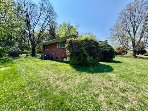 Tiny photo for 7020 Downing Drive, Knoxville, TN 37909 (MLS # 1335994)