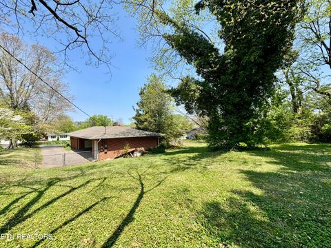 Tiny photo for 7020 Downing Drive, Knoxville, TN 37909 (MLS # 1335994)