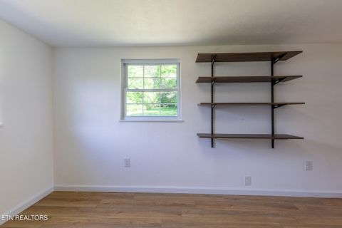 Tiny photo for 1700 W Brushy Valley Drive, Powell, TN 37849 (MLS # 1334705)