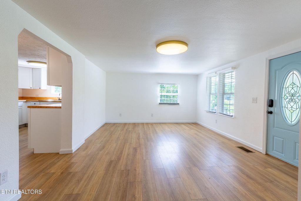 Photo of 1700 W Brushy Valley Drive, Powell, TN 37849 (MLS # 1334705)