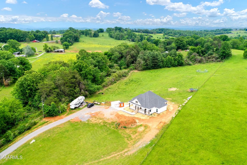 Photo of 4440 Brooks Rd, Greenback, TN 37742 (MLS # 1226949)