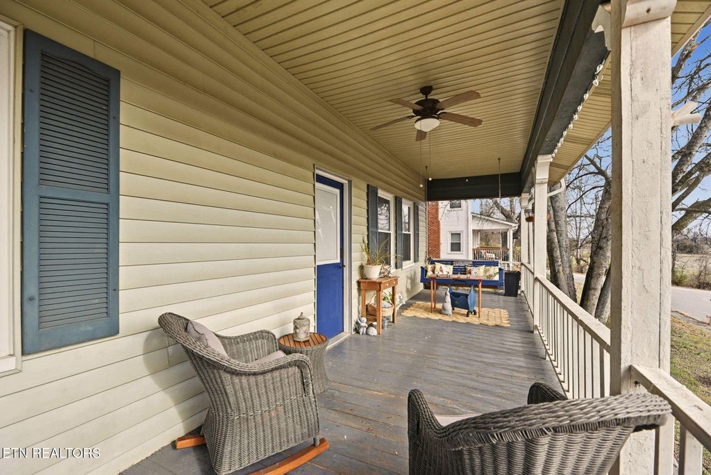 Photo of 971 Maple St, Alcoa, TN 37701 (MLS # 1328022)