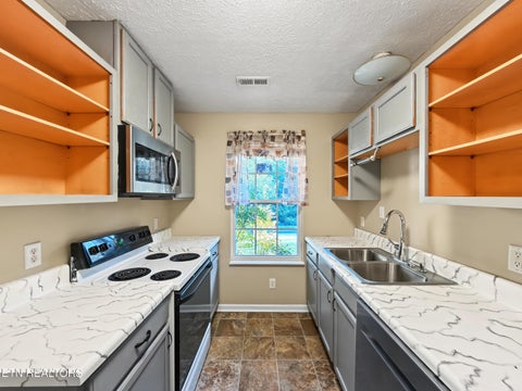 Tiny photo for 130 W Melissa Dawn Lane, Maynardville, TN 37807 (MLS # 1360034)