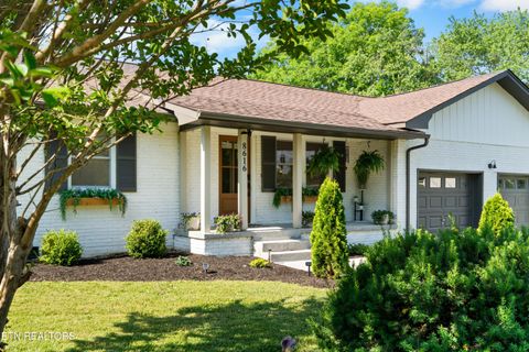 Photo of 8616 Tervada Drive, Knoxville, TN 37931 (MLS # 1341344)