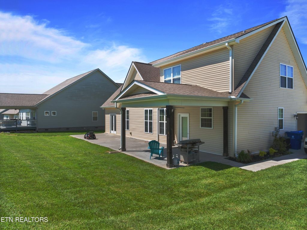 Photo of 621 Running Brook Drive, Strawberry Plains, TN 37871 (MLS # 1279452)