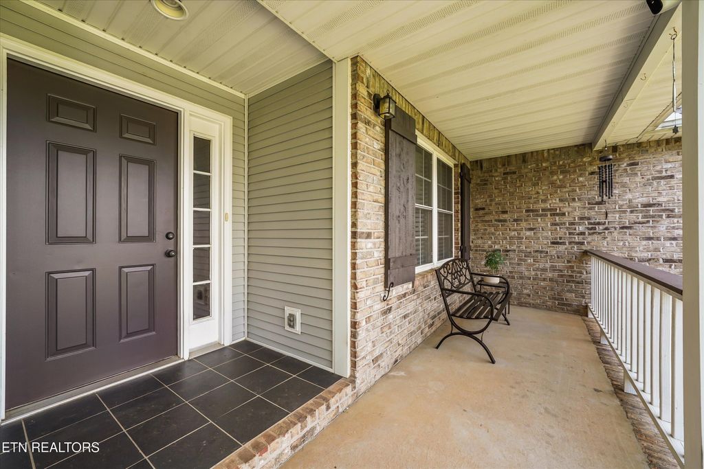 Photo of 7523 Oak Ridge Hwy, Knoxville, TN 37931 (MLS # 1339551)