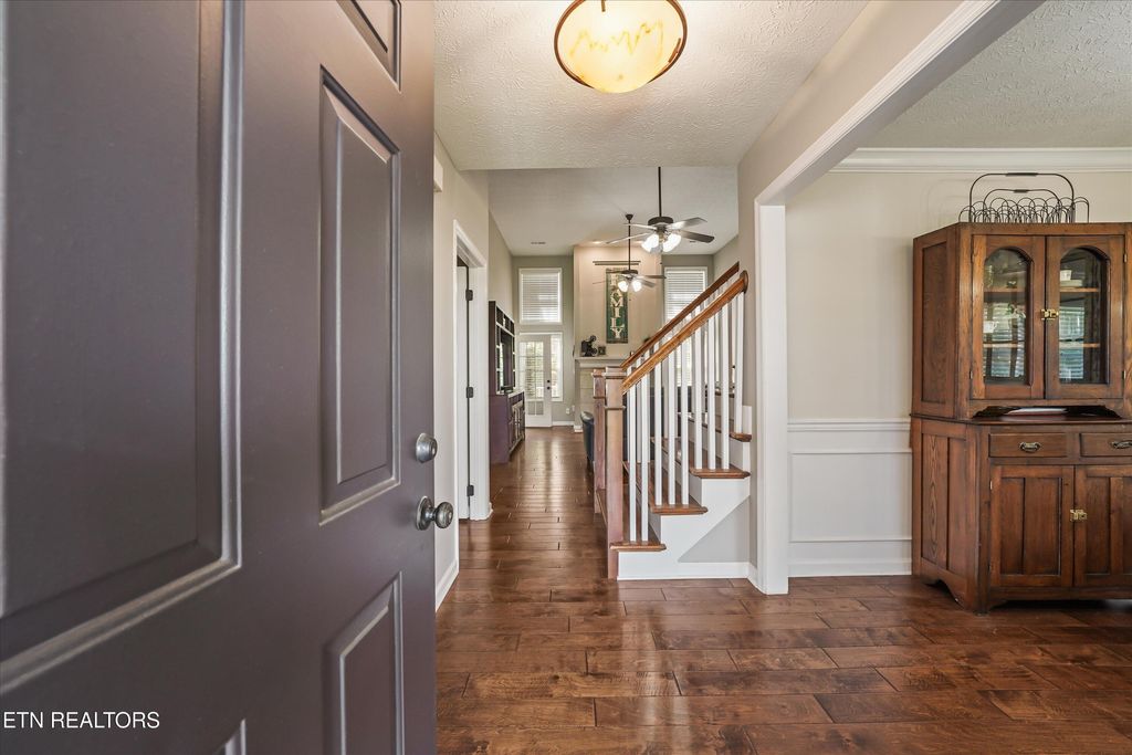 Photo of 7523 Oak Ridge Hwy, Knoxville, TN 37931 (MLS # 1339551)