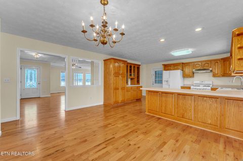 Tiny photo for 305 Medlin Pike, Evensville, TN 37332 (MLS # 1331091)