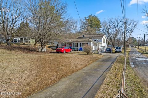 Photo of 2360 Mynatt Rd, Knoxville, TN 37918 (MLS # 1329327)