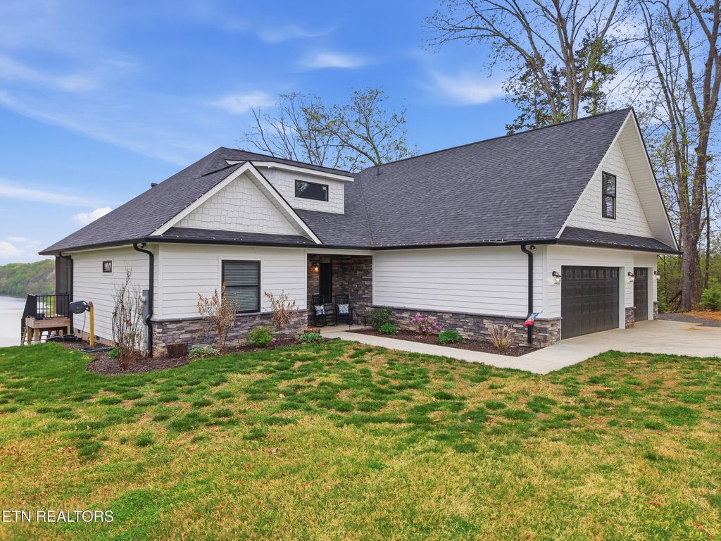 Photo of 946 Parks Ferry Rd, Friendsville, TN 37737 (MLS # 1335290)