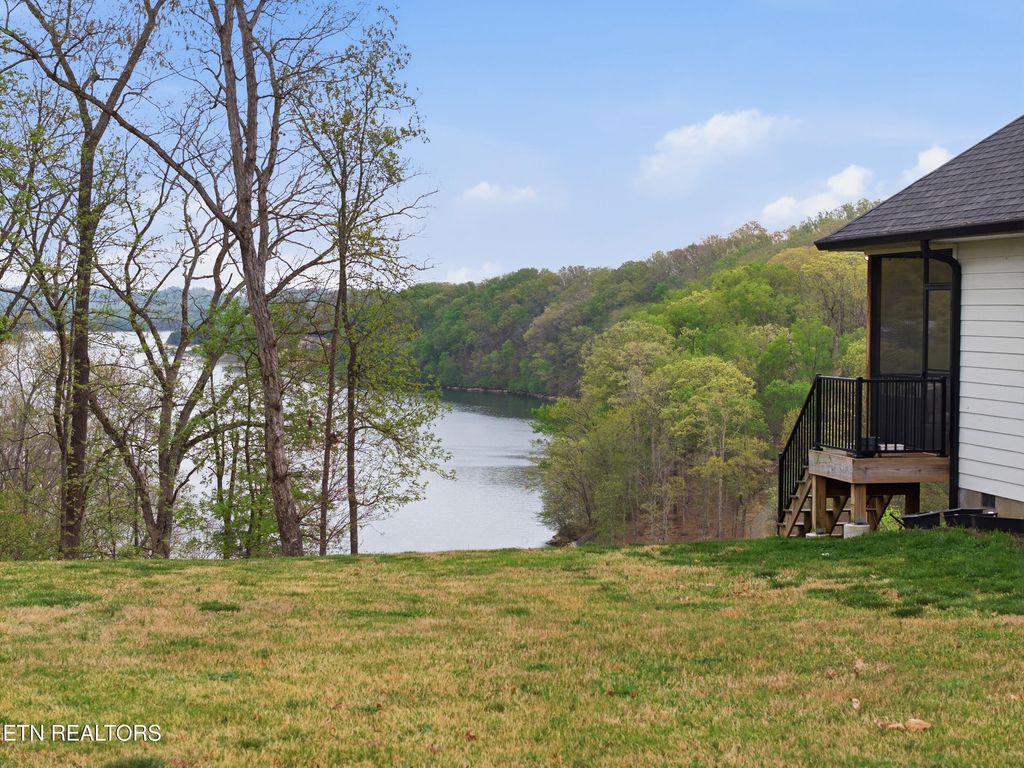 Photo of 946 Parks Ferry Rd, Friendsville, TN 37737 (MLS # 1335290)