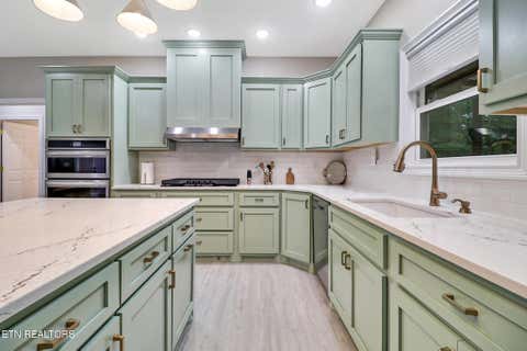 Tiny photo for 27 Ashford Place, Fairfield Glade, TN 38558 (MLS # 1347983)