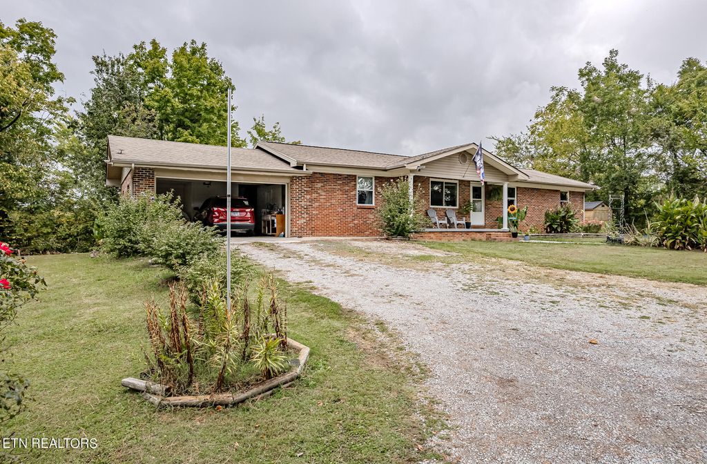 Photo of 1205 Stephens Drive, Madisonville, TN 37354 (MLS # 1276866)