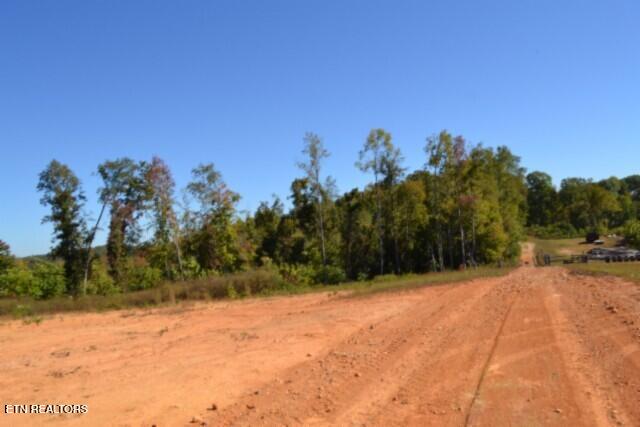1.87 NE Rock Springs Rd