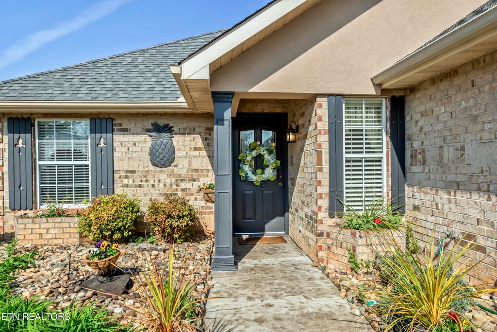 Photo of 116 Heron Court, Vonore, TN 37885 (MLS # 1320558)