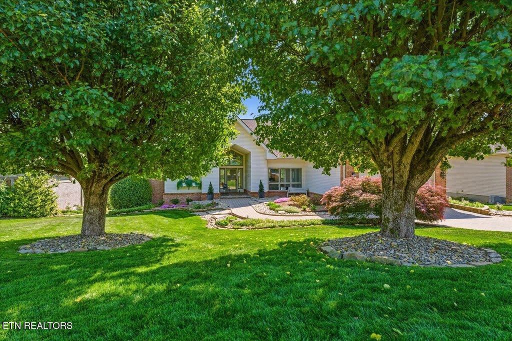 Photo of 219 Tuhdegwa Lane, Loudon, TN 37774 (MLS # 1324579)