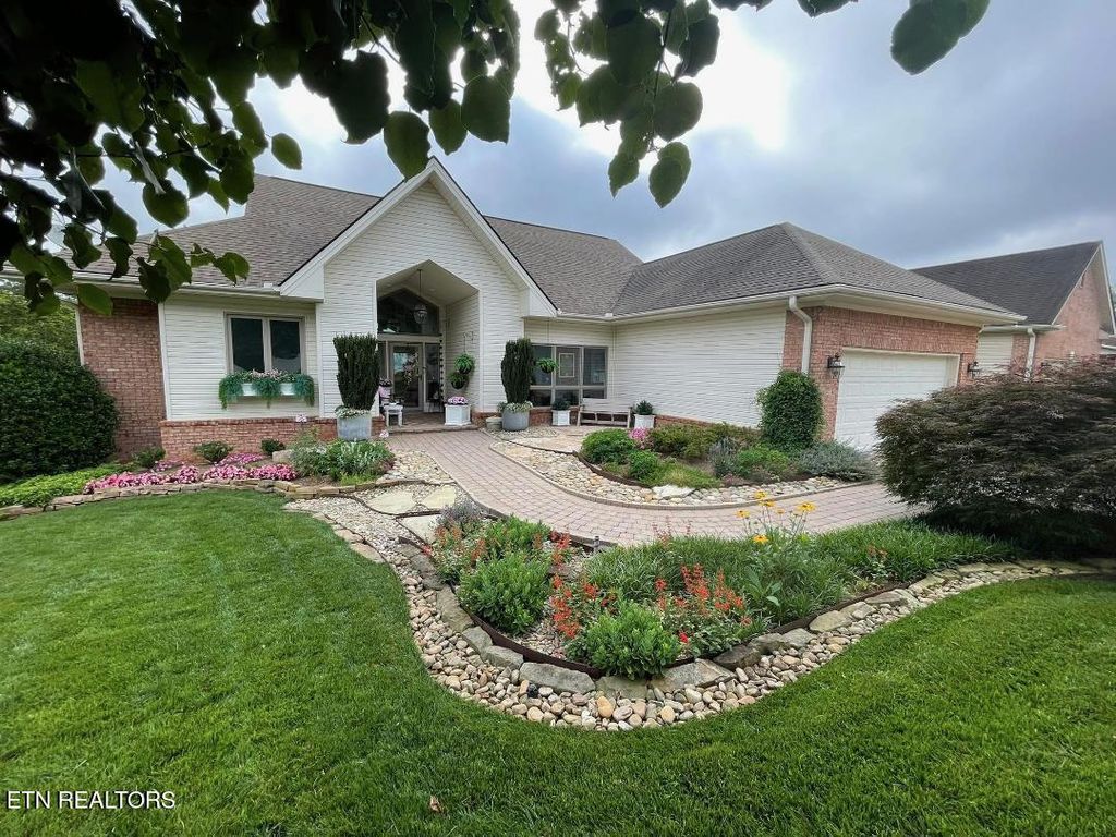 Photo of 219 Tuhdegwa Lane, Loudon, TN 37774 (MLS # 1324579)