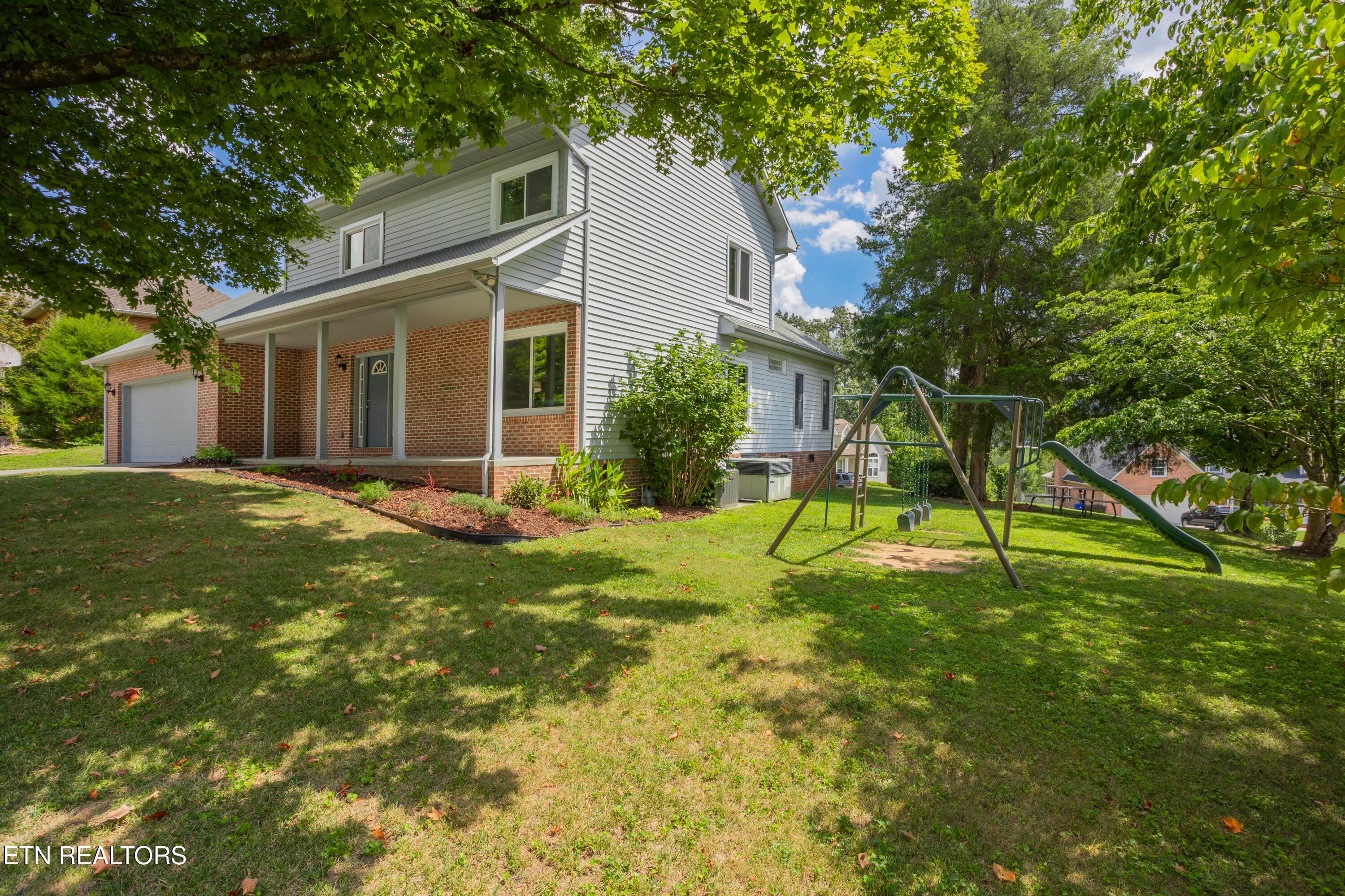 109 W Melbourne Rd