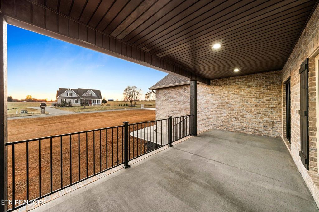 Photo of 768 Majestic Mtns Blvd, Walland, TN 37886 (MLS # 1245453)