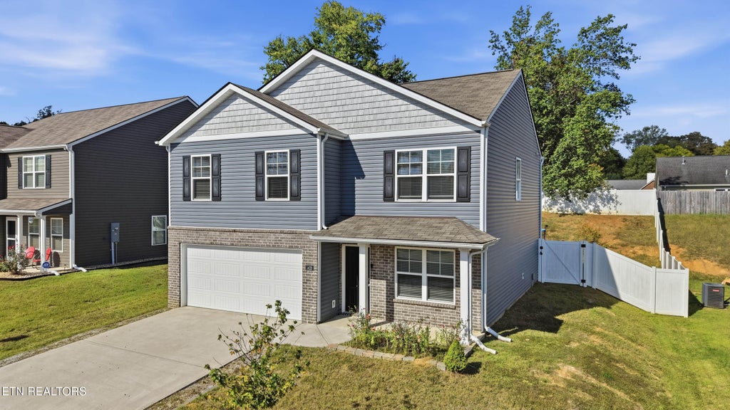 Photo of 1428 Ridge Estate Drive, Athens, TN 37303 (MLS # 1357946)