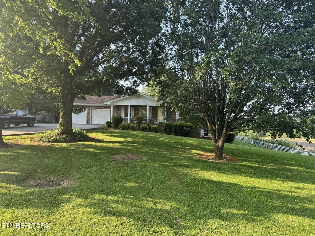 Photo of 1370 Niles Ferry Rd, Madisonville, TN 37354 (MLS # 1305880)