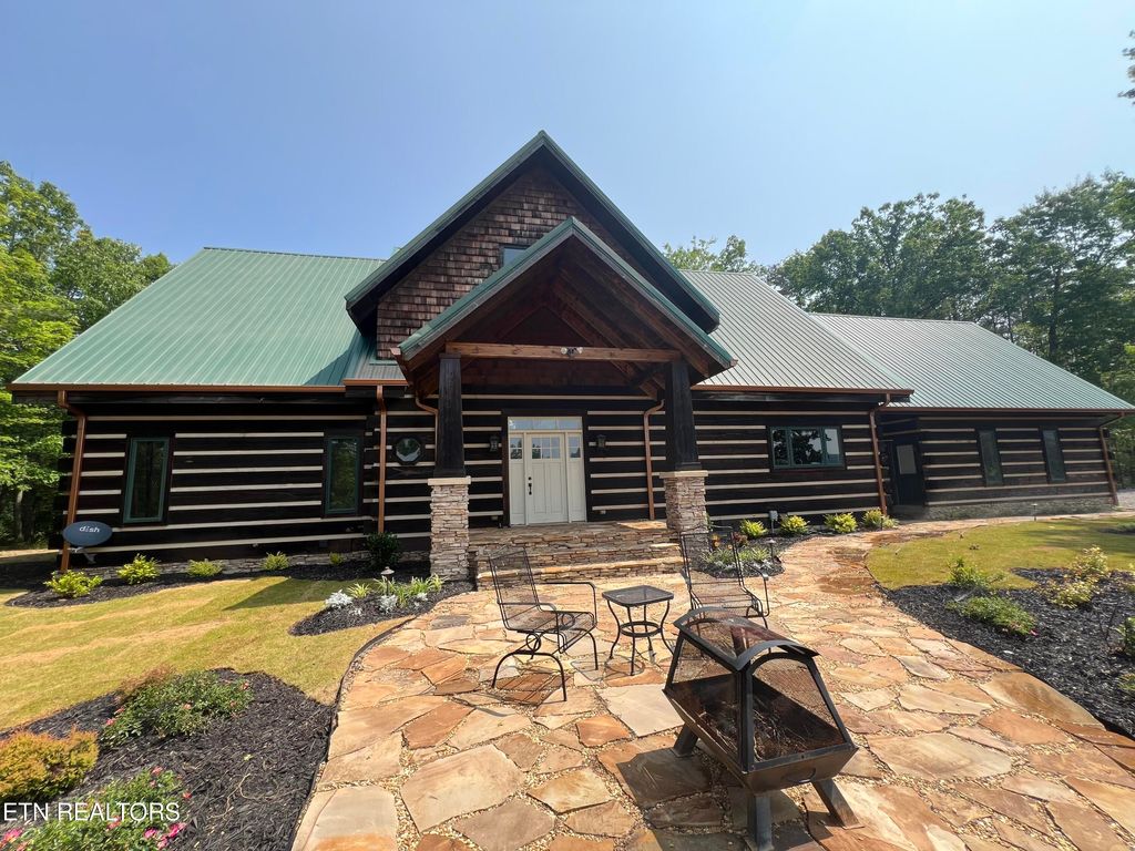 Photo of 625 Cane Creek Mountain Rd, Tellico Plains, TN 37385 (MLS # 1303239)