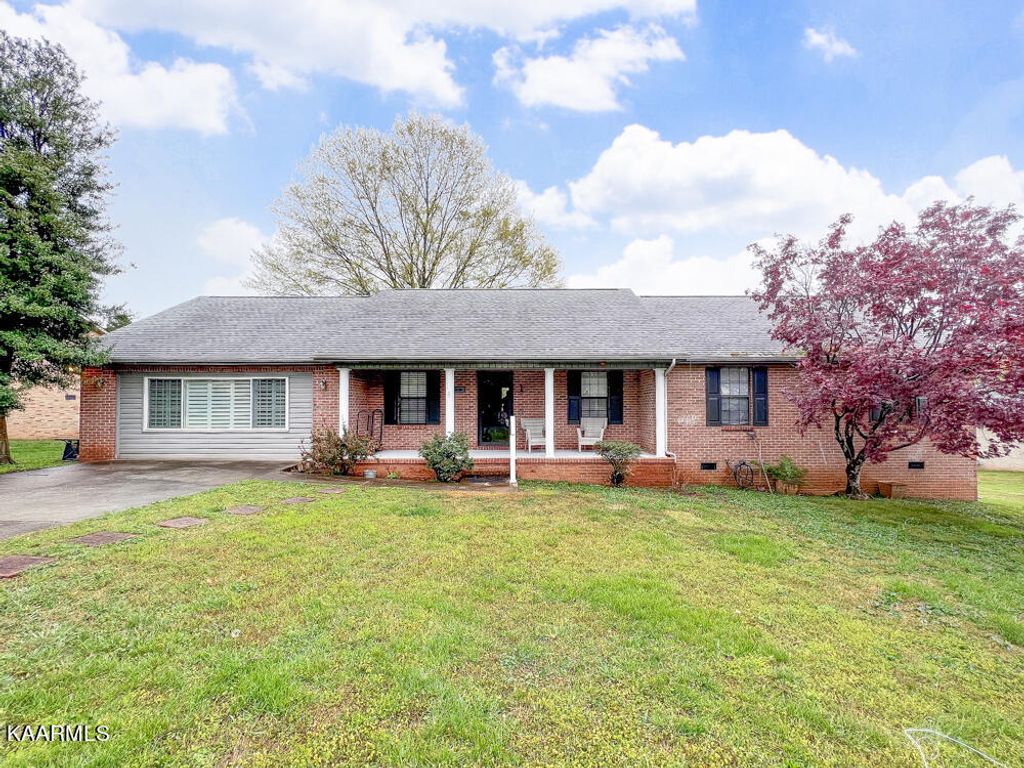 Photo of 5204 Aspen Lane, Rockford, TN 37853 (MLS # 1223154)