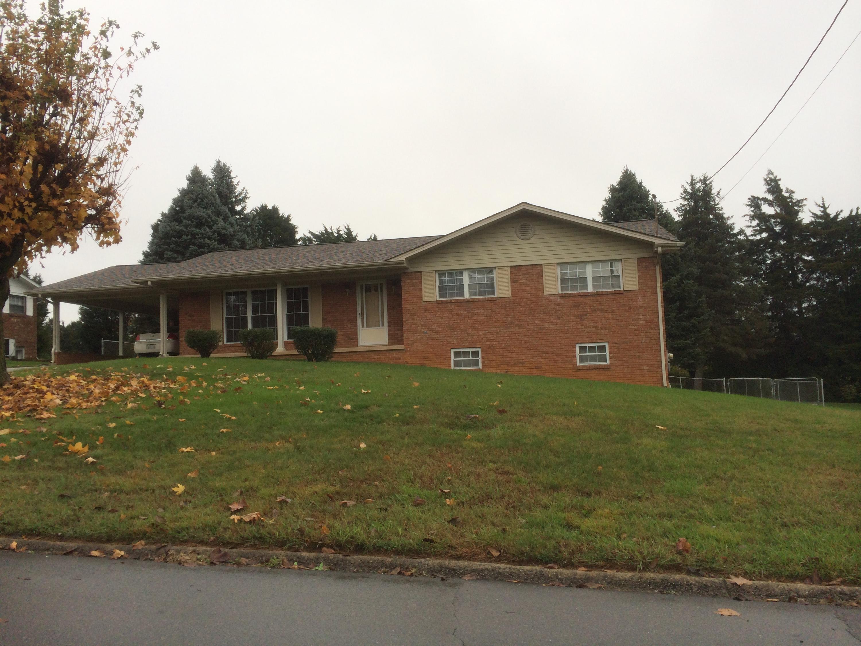 Photo 1 of 13 — 400 Bluegrass, Morristown, TN 37814
