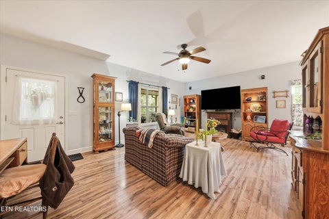 Tiny photo for 134 McKinney Rd, Harriman, TN 37748 (MLS # 1355794)