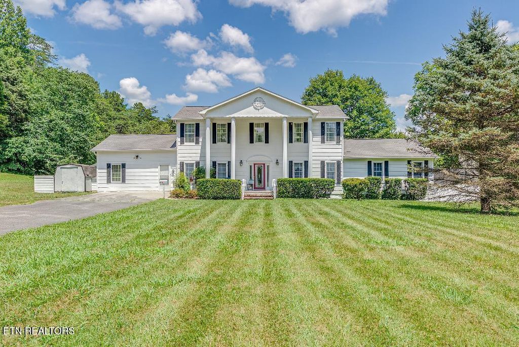 Photo of 1108 Estates Drive, Seymour, TN 37865 (MLS # 1306429)