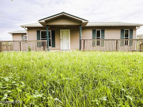 Photo of 413 Sunset Hills Rd, Sneedville, TN 37869 (MLS # 1317897)