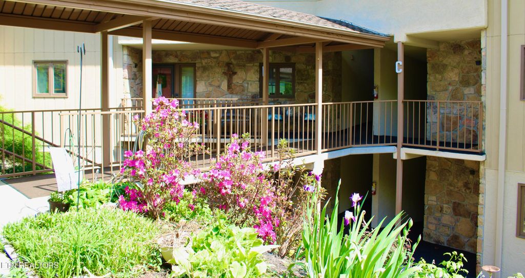 Photo of 224 Woodland Rd #UNIT 103, Gatlinburg, TN 37738 (MLS # 1339955)