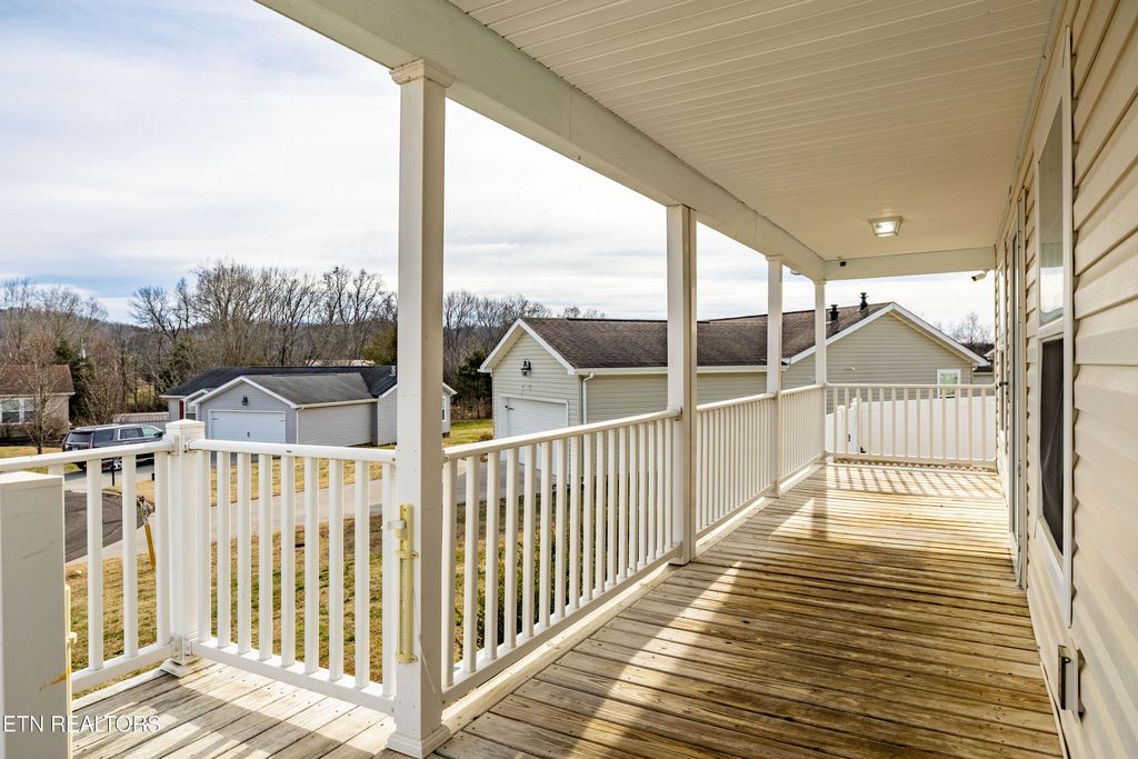 Photo of 1514 Julia Allison Drive, Sevierville, TN 37876 (MLS # 1327809)