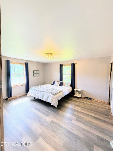 Tiny photo for 1264 Rowe St, New Tazewell, TN 37825 (MLS # 1318350)