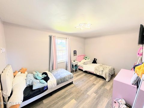 Tiny photo for 1264 Rowe St, New Tazewell, TN 37825 (MLS # 1318350)